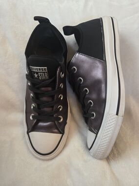 Converse Chuck Taylor All Star Sloane Glam Metallic Leather Sneakers/sz 7